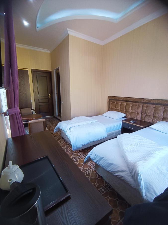 Gold Camel Registan Hotel Samarkand Bagian luar foto