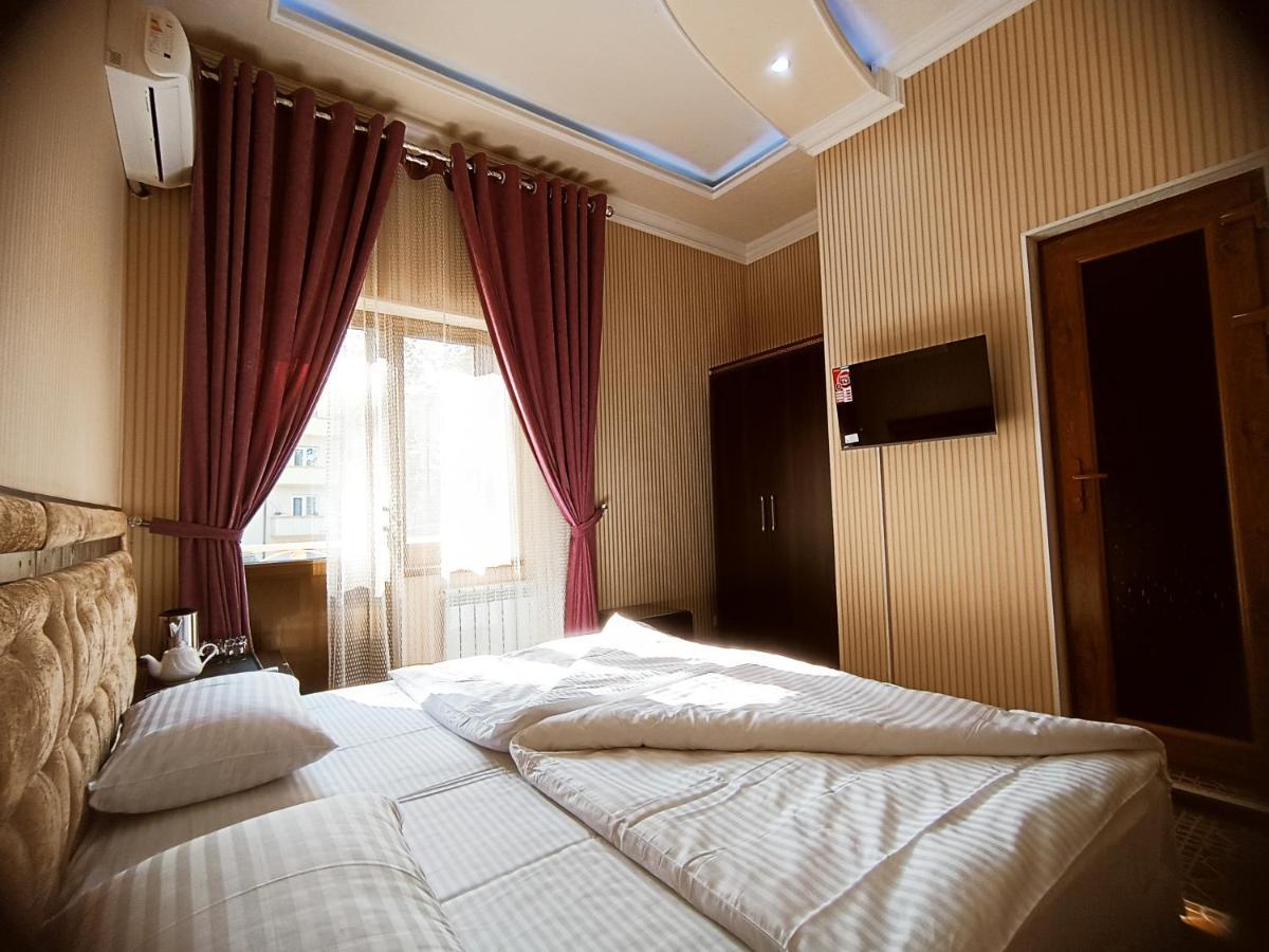 Gold Camel Registan Hotel Samarkand Bagian luar foto