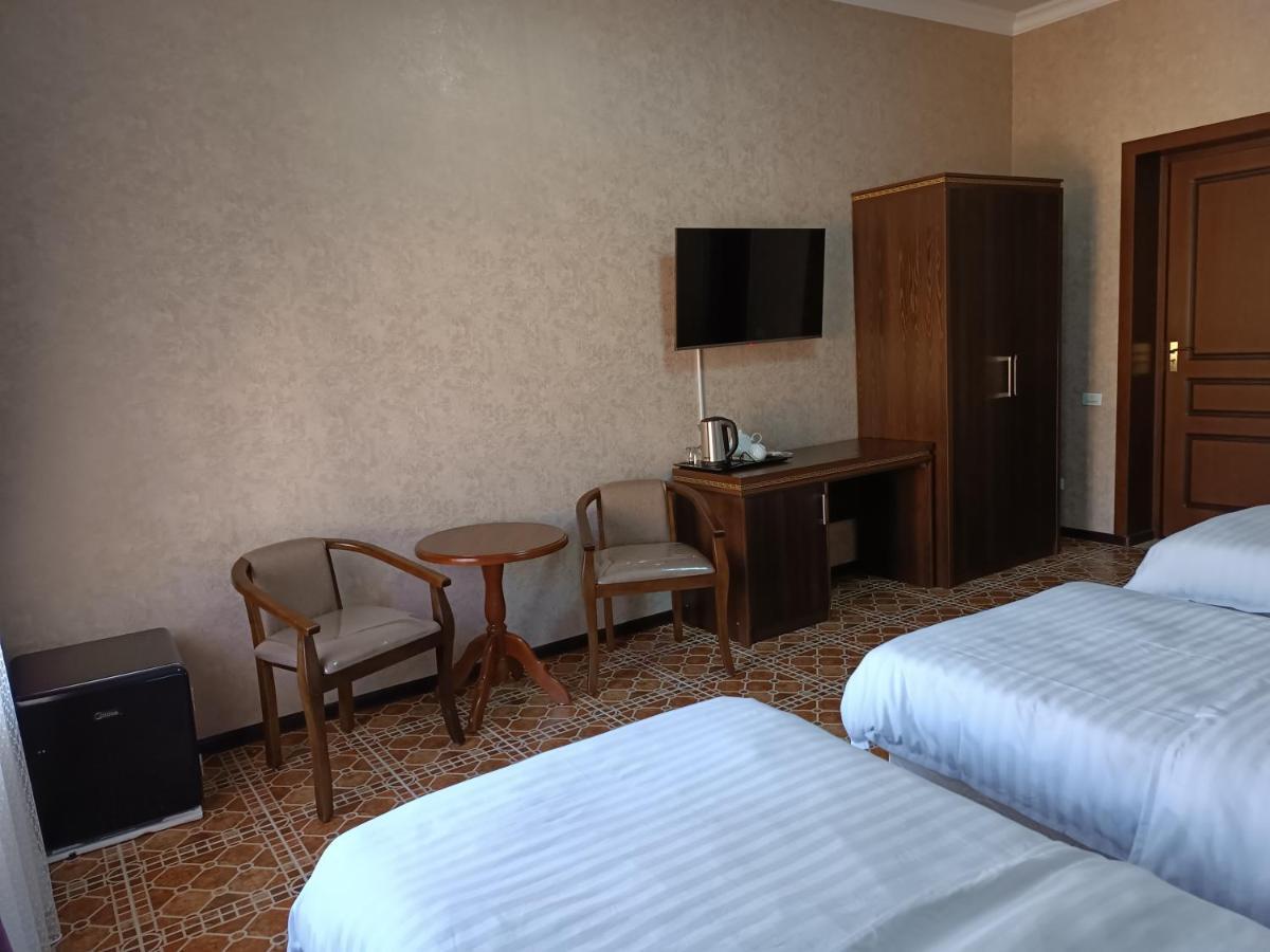 Gold Camel Registan Hotel Samarkand Bagian luar foto