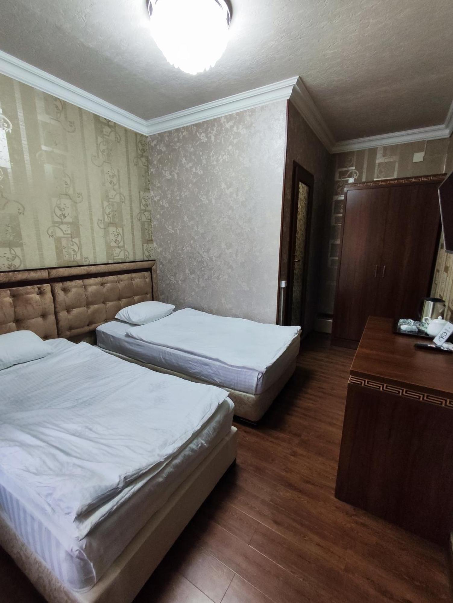 Gold Camel Registan Hotel Samarkand Bagian luar foto